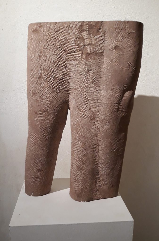 "Beine", Sandstein, 59 x 40 x 12 cm, 2017, M. Buchenberg