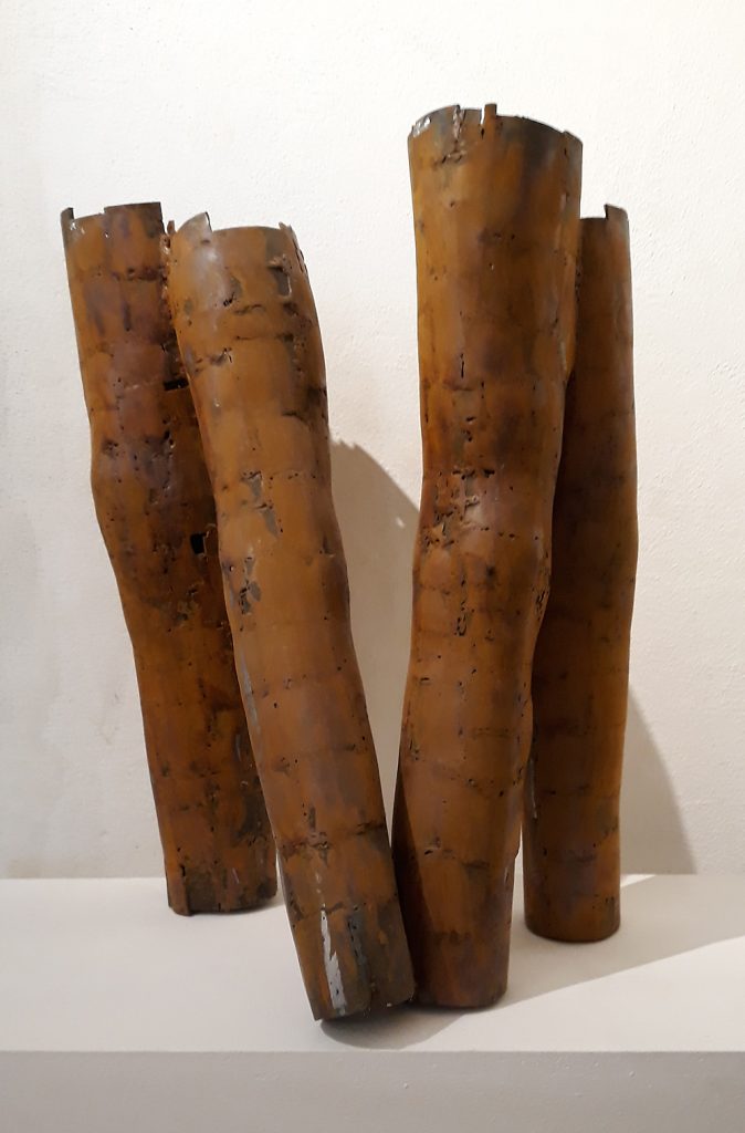 "Beine", Eisen rostig, 58 x 43 x 37 cm, 2019, M. Buchenberg